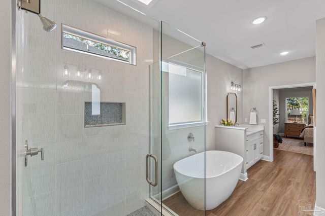 1115 Barcia Dr, Pensacola, FL 32503