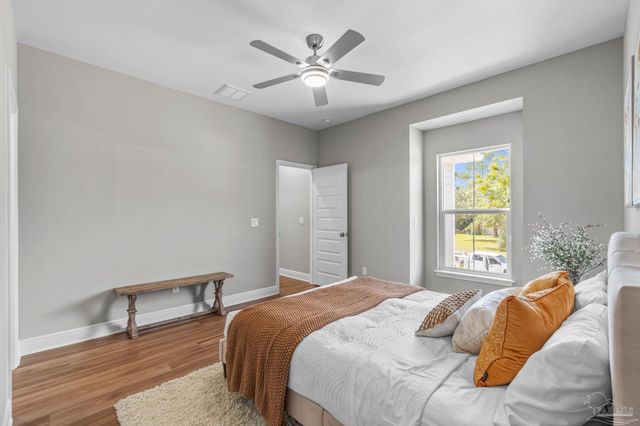 1115 Barcia Dr, Pensacola, FL 32503