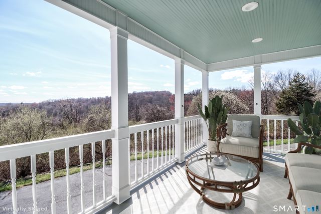 10 Trailing Ridge Road, Brookfield, CT 06804