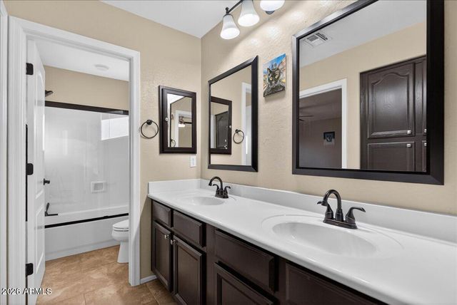 7855 E KENWOOD Street, Mesa, AZ 85207