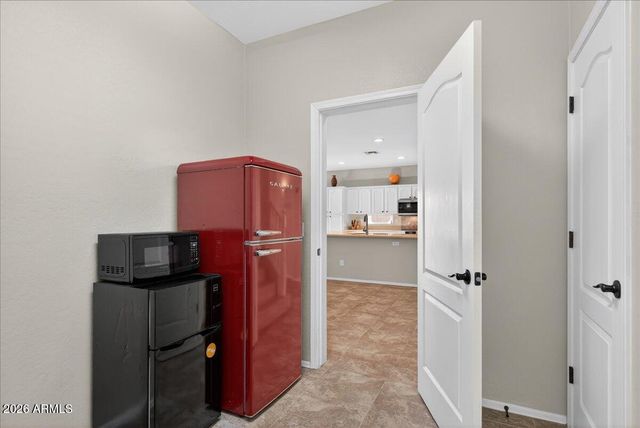 7855 E KENWOOD Street, Mesa, AZ 85207