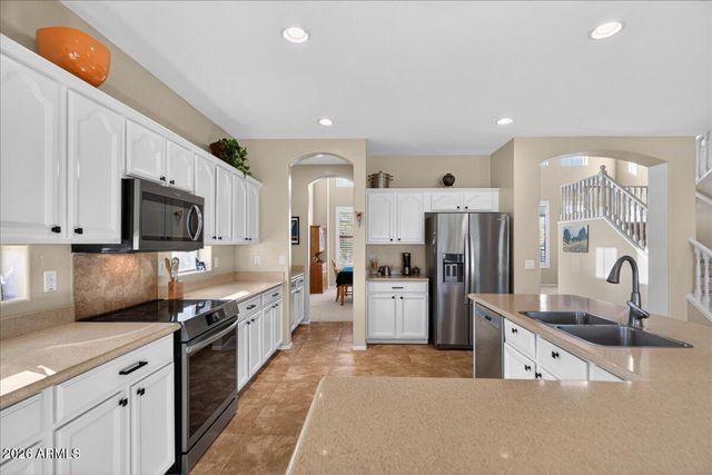 7855 E KENWOOD Street, Mesa, AZ 85207