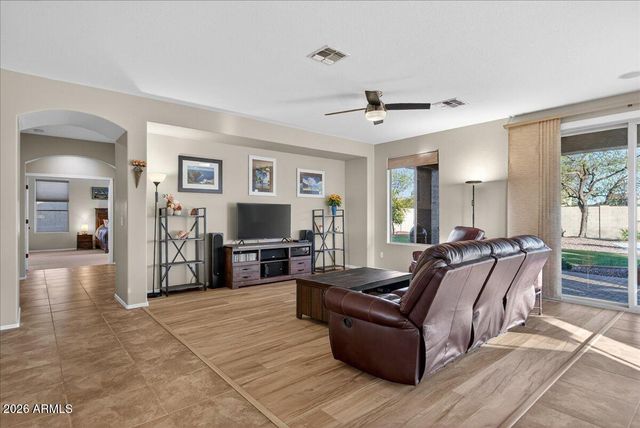 7855 E KENWOOD Street, Mesa, AZ 85207