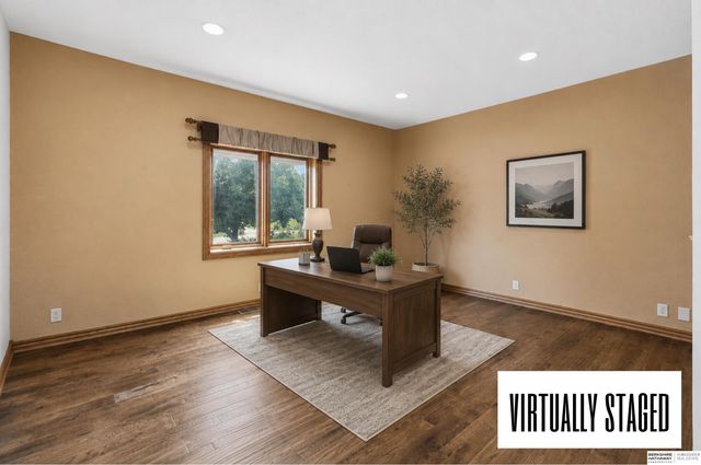 6525 Rolling Hills Court, Lincoln, NE 68512