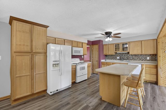 326 Roberts Drive SE, Newark, OH 43055