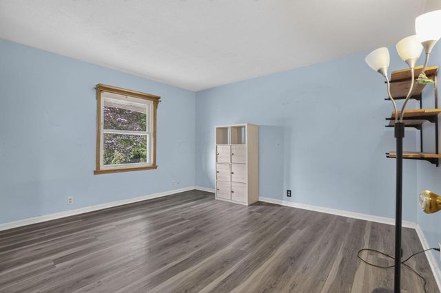 326 Roberts Drive SE, Newark, OH 43055