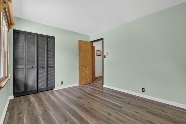 326 Roberts Drive SE, Newark, OH 43055