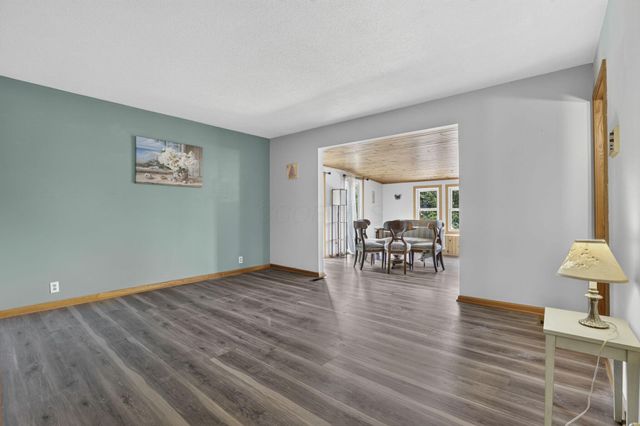 326 Roberts Drive SE, Newark, OH 43055