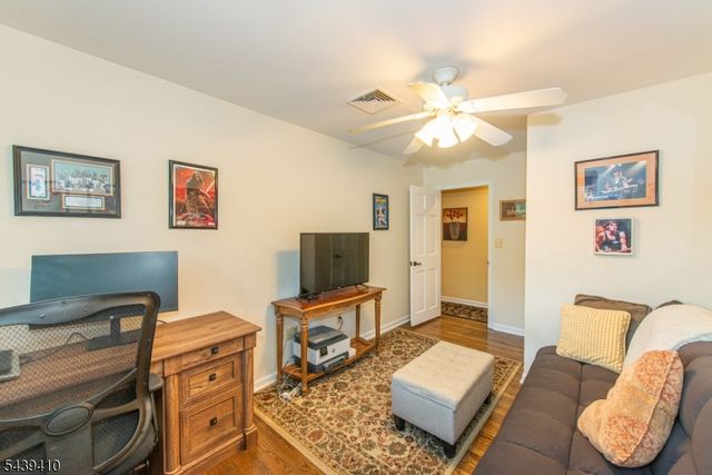 11 Crane Dr, Montville Twp., NJ 07058