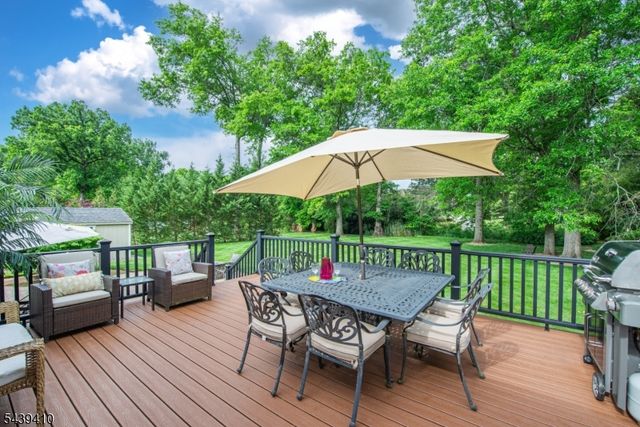 11 Crane Dr, Montville Twp., NJ 07058