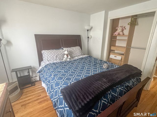 5 Old Farm Drive, Newington, CT 06111