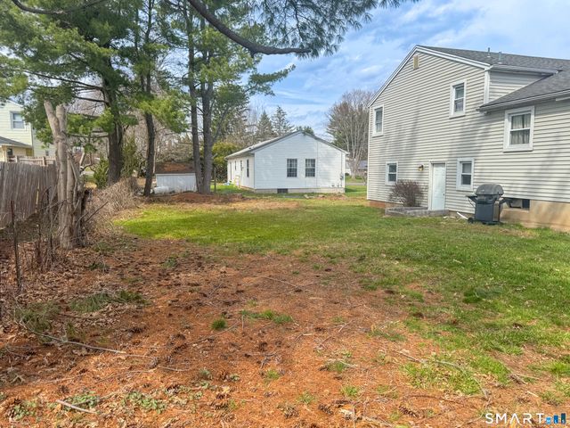 5 Old Farm Drive, Newington, CT 06111