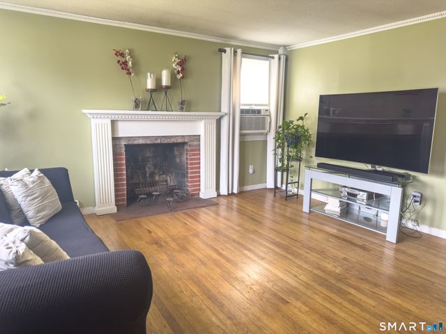 5 Old Farm Drive, Newington, CT 06111