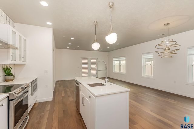 7308 S Audie Ave Avenue, Sioux Falls, SD 57108