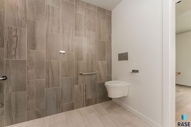 7308 S Audie Ave Avenue, Sioux Falls, SD 57108