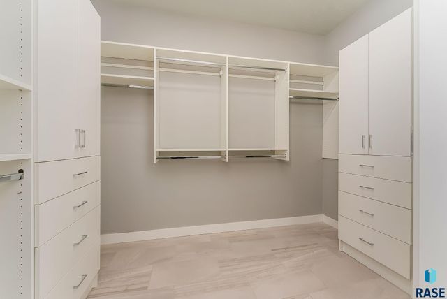 7308 S Audie Ave Avenue, Sioux Falls, SD 57108