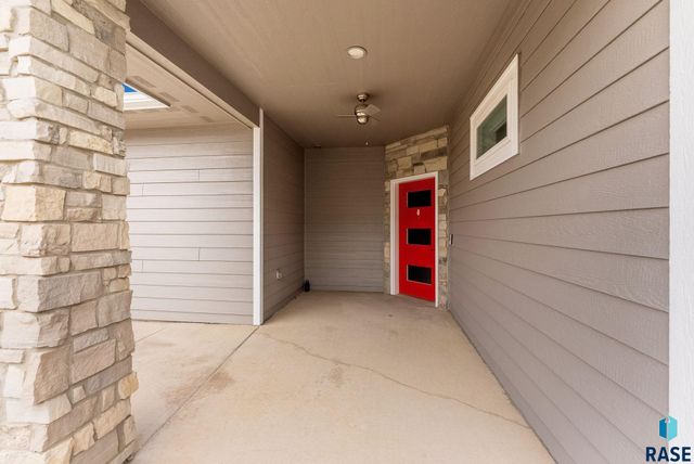 7308 S Audie Ave Avenue, Sioux Falls, SD 57108