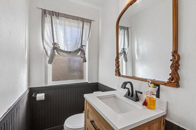 1334 Center AVENUE, Janesville, WI 53546