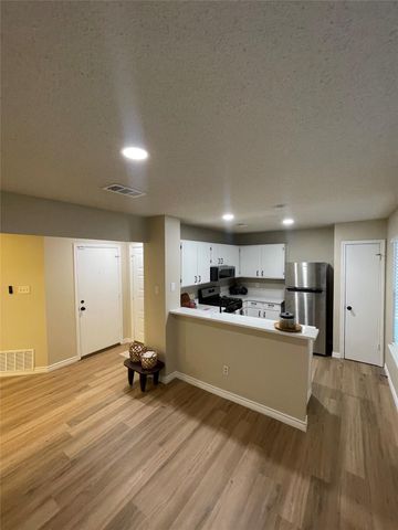 12702 Acadian TRL, Austin, TX 78727