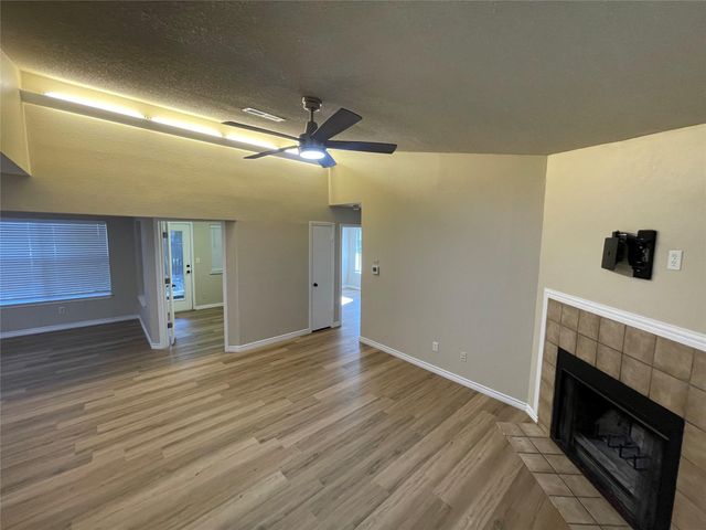 12702 Acadian TRL, Austin, TX 78727