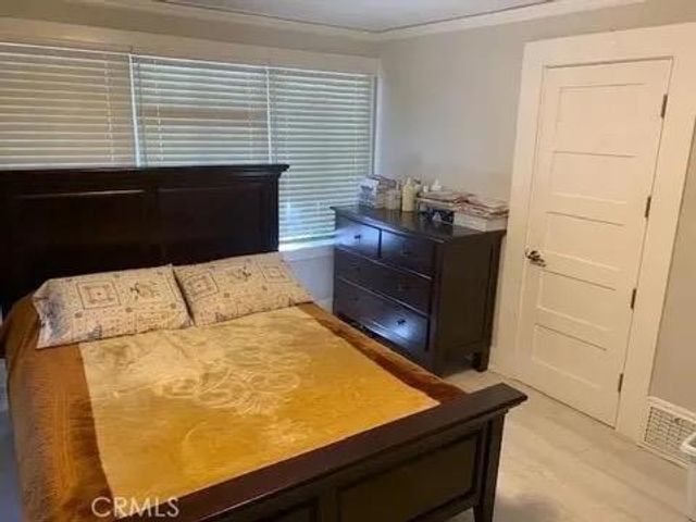 1124 Douglas Avenue, Burlingame, CA 94010
