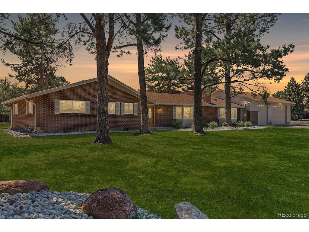 6650 S Billings Way, Centennial, CO 80111