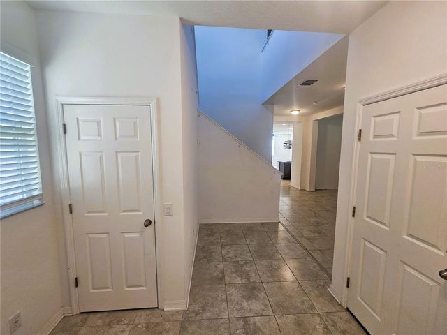 16073 SONOMA GROVE CIRCLE, Tampa, FL 33647