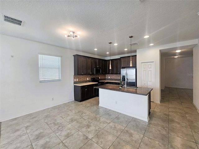 16073 SONOMA GROVE CIRCLE, Tampa, FL 33647