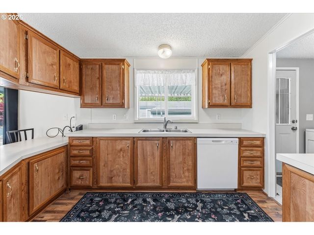 100 Sw 195TH Ave 105, Beaverton, OR 97006