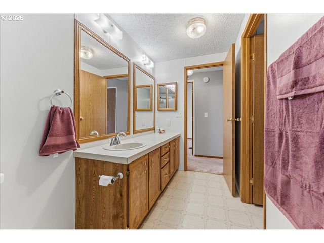 100 Sw 195TH Ave 105, Beaverton, OR 97006