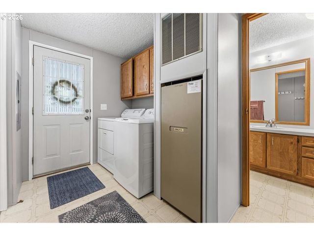 100 Sw 195TH Ave 105, Beaverton, OR 97006