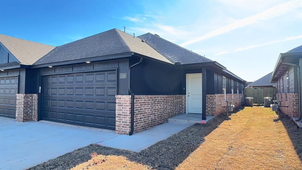 1214 NW 113TH Street, Oklahoma City, OK 73114