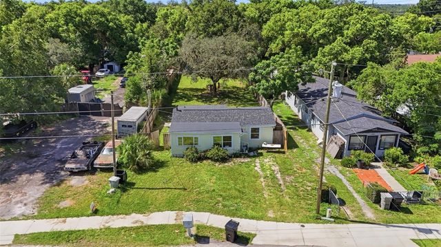 250 W 7TH STREET, Apopka, FL 32703