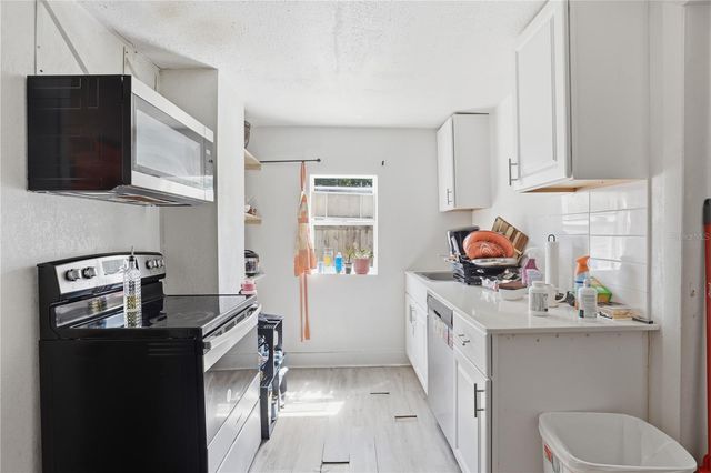 250 W 7TH STREET, Apopka, FL 32703
