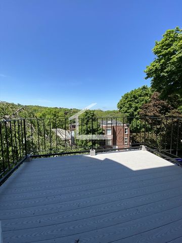 303 Tappan St 2, Brookline, MA 02445