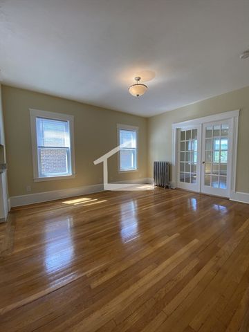 303 Tappan St 2, Brookline, MA 02445