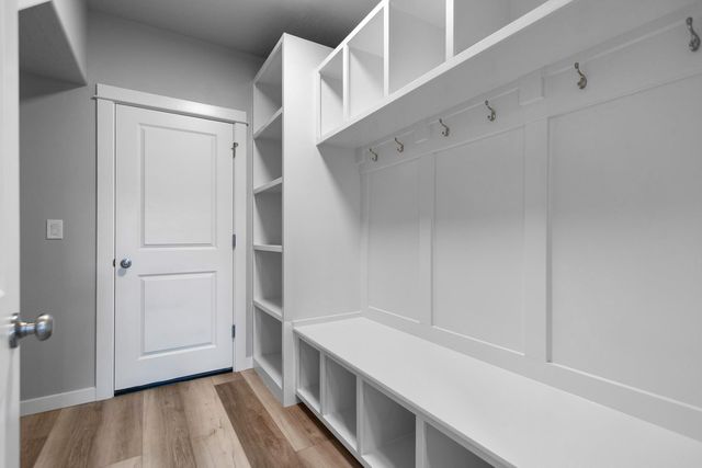 5101 W MORNING Ln, Spokane, WA 99224
