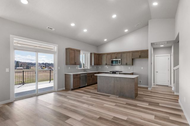 5101 W MORNING Ln, Spokane, WA 99224