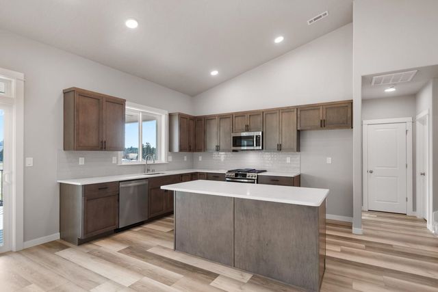 5101 W MORNING Ln, Spokane, WA 99224