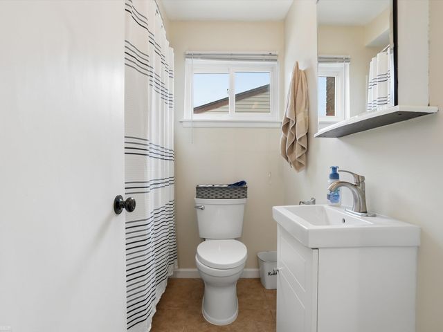 30632 Hayes Road, Roseville, MI 48066