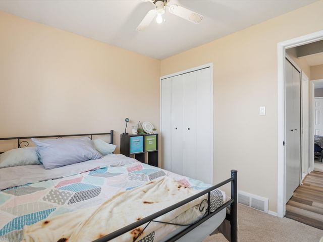 30632 Hayes Road, Roseville, MI 48066