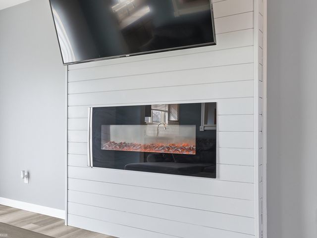 30632 Hayes Road, Roseville, MI 48066