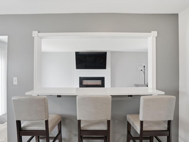 30632 Hayes Road, Roseville, MI 48066