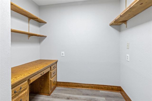 2405 Barbe Street, Lake Charles, LA 70601