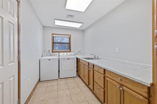 2405 Barbe Street, Lake Charles, LA 70601