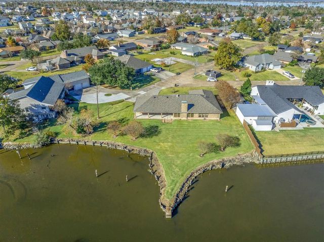 2405 Barbe Street, Lake Charles, LA 70601