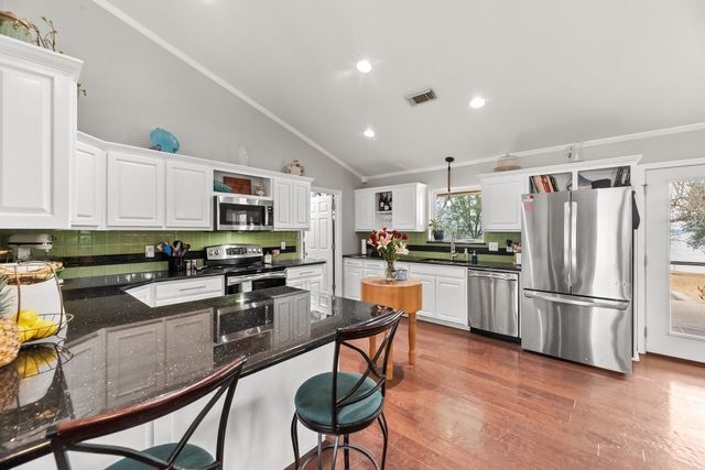 5046 Loper Circle, Streetman, TX 75859