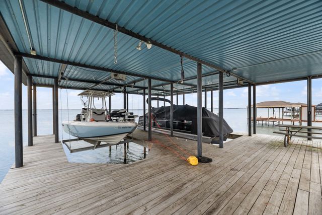 5046 Loper Circle, Streetman, TX 75859