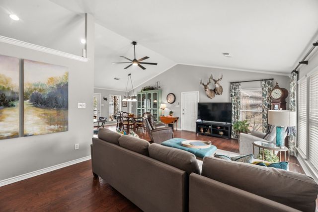 5046 Loper Circle, Streetman, TX 75859