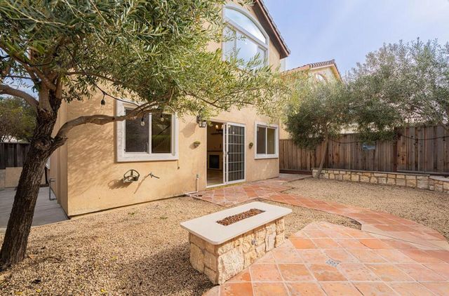 18050 Stonehaven, Salinas, CA 93908